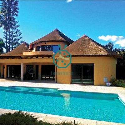 Garden Building Reed Thatch Roof